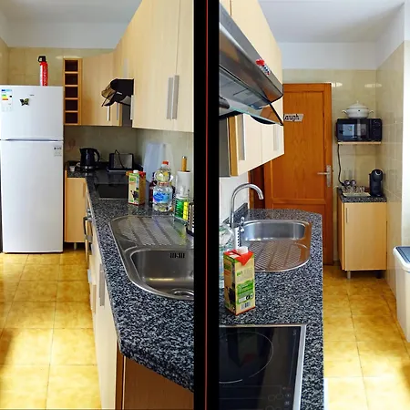 شقة Piso En Con Terraza, Vistas Al Mar, Aire Acondicionado Y Garaje