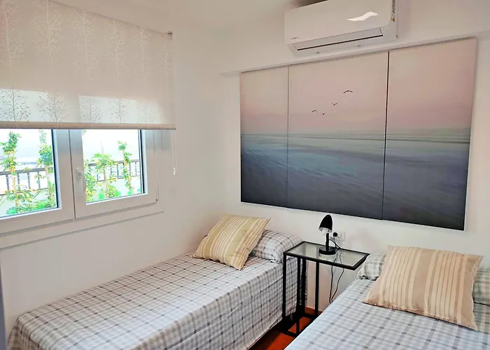 Piso En Con Terraza, Vistas Al Mar, Aire Acondicionado Y Garaje Appartement *